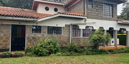 4 Bedroom + Guest Wing + SQ to let in Karen Along Marist Lane